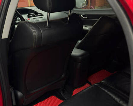 Червоний Хонда Сівік, об'ємом двигуна 1.8 л та пробігом 146 тис. км за 6500 $, фото 11 на Automoto.ua