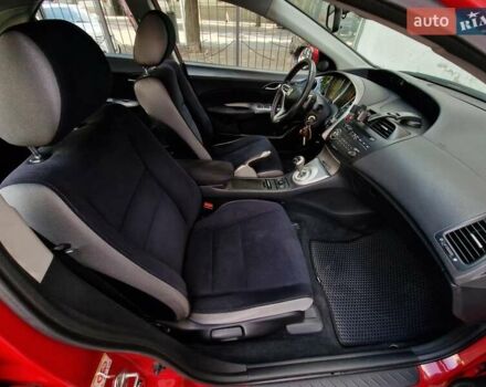 Червоний Хонда Сівік, об'ємом двигуна 1.8 л та пробігом 217 тис. км за 5790 $, фото 45 на Automoto.ua