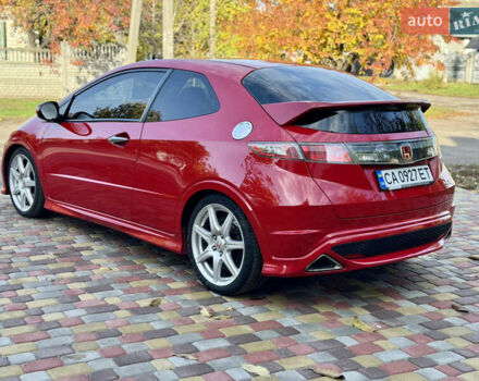Красный Хонда Цивик, объемом двигателя 2 л и пробегом 110 тыс. км за 9500 $, фото 5 на Automoto.ua