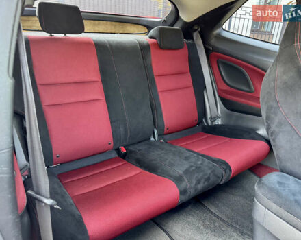 Красный Хонда Цивик, объемом двигателя 2 л и пробегом 110 тыс. км за 9500 $, фото 10 на Automoto.ua