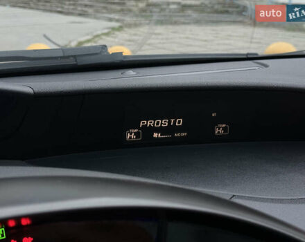 Красный Хонда Цивик, объемом двигателя 1.8 л и пробегом 282 тыс. км за 5999 $, фото 18 на Automoto.ua