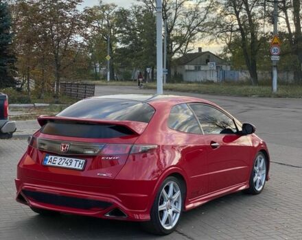 Красный Хонда Цивик, объемом двигателя 2 л и пробегом 206 тыс. км за 8500 $, фото 2 на Automoto.ua
