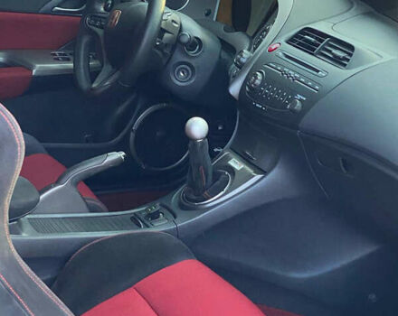 Красный Хонда Цивик, объемом двигателя 2 л и пробегом 206 тыс. км за 8500 $, фото 10 на Automoto.ua