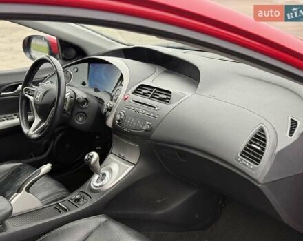 Червоний Хонда Сівік, об'ємом двигуна 1.8 л та пробігом 128 тис. км за 8800 $, фото 17 на Automoto.ua