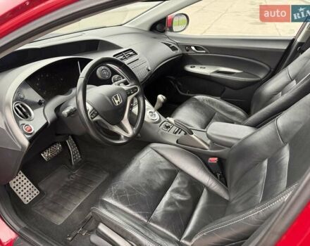 Червоний Хонда Сівік, об'ємом двигуна 1.8 л та пробігом 128 тис. км за 8800 $, фото 10 на Automoto.ua