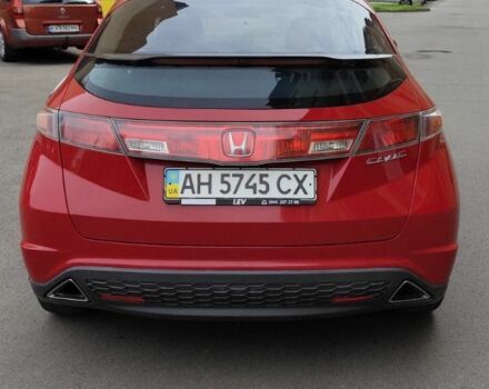 Красный Хонда Цивик, объемом двигателя 1.8 л и пробегом 220 тыс. км за 6500 $, фото 3 на Automoto.ua