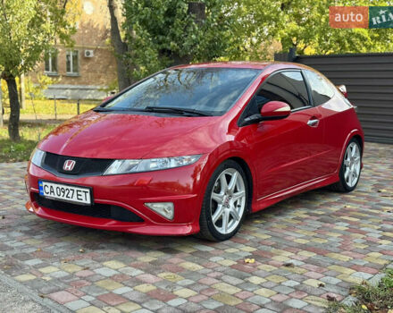 Красный Хонда Цивик, объемом двигателя 2 л и пробегом 110 тыс. км за 9500 $, фото 2 на Automoto.ua