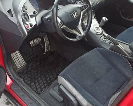 Красный Хонда Цивик, объемом двигателя 1.8 л и пробегом 175 тыс. км за 6400 $, фото 2 на Automoto.ua