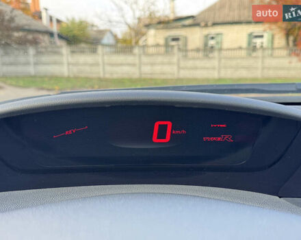 Красный Хонда Цивик, объемом двигателя 2 л и пробегом 110 тыс. км за 9500 $, фото 24 на Automoto.ua