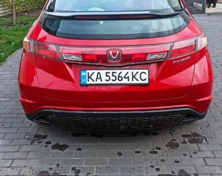 Красный Хонда Цивик, объемом двигателя 1.8 л и пробегом 175 тыс. км за 6400 $, фото 1 на Automoto.ua