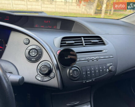 Красный Хонда Цивик, объемом двигателя 2 л и пробегом 110 тыс. км за 9500 $, фото 22 на Automoto.ua