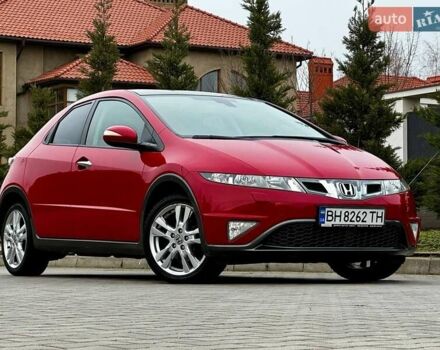 Червоний Хонда Сівік, об'ємом двигуна 1.8 л та пробігом 120 тис. км за 9999 $, фото 1 на Automoto.ua