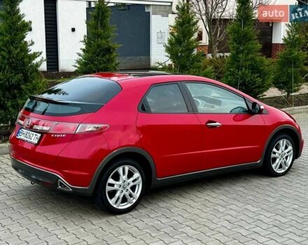 Червоний Хонда Сівік, об'ємом двигуна 1.8 л та пробігом 120 тис. км за 9999 $, фото 6 на Automoto.ua