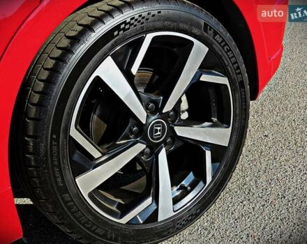 Красный Хонда Цивик, объемом двигателя 1.8 л и пробегом 113 тыс. км за 9800 $, фото 4 на Automoto.ua