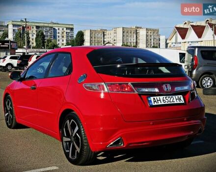 Красный Хонда Цивик, объемом двигателя 1.8 л и пробегом 113 тыс. км за 9800 $, фото 3 на Automoto.ua