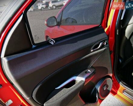 Красный Хонда Цивик, объемом двигателя 1.8 л и пробегом 113 тыс. км за 9800 $, фото 15 на Automoto.ua