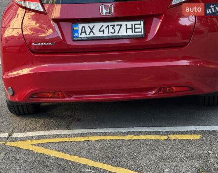 Красный Хонда Цивик, объемом двигателя 1.8 л и пробегом 71 тыс. км за 12257 $, фото 1 на Automoto.ua
