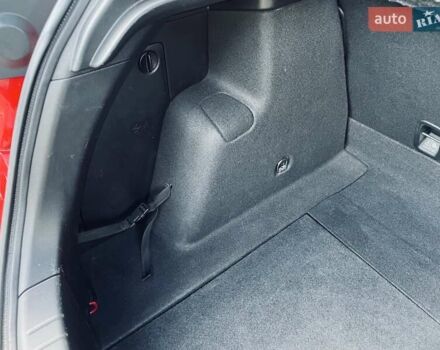 Красный Хонда Цивик, объемом двигателя 1.8 л и пробегом 100 тыс. км за 12500 $, фото 67 на Automoto.ua