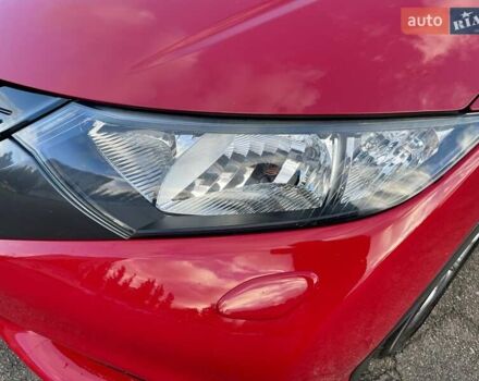 Красный Хонда Цивик, объемом двигателя 1.8 л и пробегом 100 тыс. км за 12500 $, фото 33 на Automoto.ua
