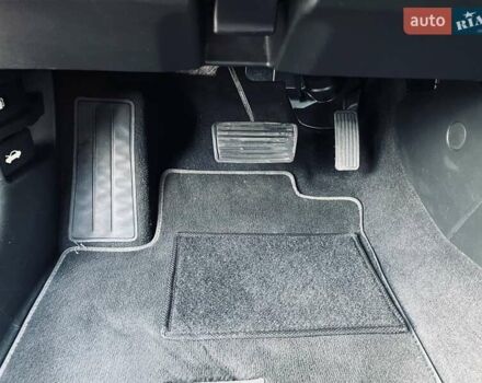 Красный Хонда Цивик, объемом двигателя 1.8 л и пробегом 100 тыс. км за 12500 $, фото 60 на Automoto.ua