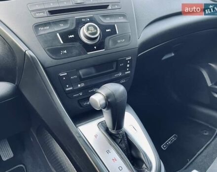 Красный Хонда Цивик, объемом двигателя 1.8 л и пробегом 100 тыс. км за 12500 $, фото 57 на Automoto.ua