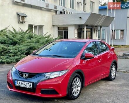 Красный Хонда Цивик, объемом двигателя 1.8 л и пробегом 100 тыс. км за 12500 $, фото 5 на Automoto.ua
