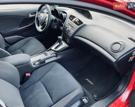 Красный Хонда Цивик, объемом двигателя 1.8 л и пробегом 100 тыс. км за 12500 $, фото 45 на Automoto.ua