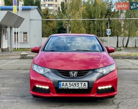 Красный Хонда Цивик, объемом двигателя 1.8 л и пробегом 100 тыс. км за 12500 $, фото 2 на Automoto.ua