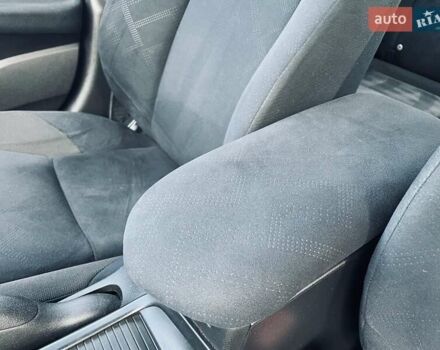 Красный Хонда Цивик, объемом двигателя 1.8 л и пробегом 100 тыс. км за 12500 $, фото 58 на Automoto.ua