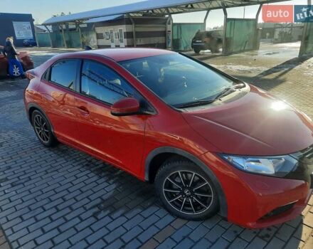 Красный Хонда Цивик, объемом двигателя 1.8 л и пробегом 180 тыс. км за 12500 $, фото 6 на Automoto.ua