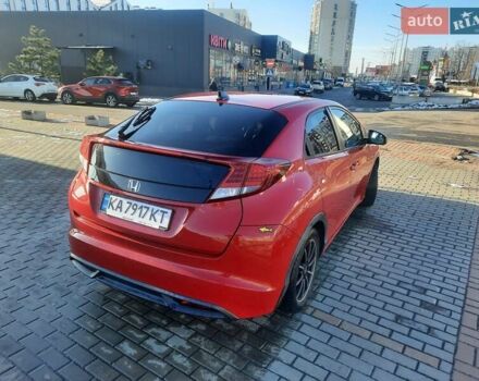 Красный Хонда Цивик, объемом двигателя 1.8 л и пробегом 180 тыс. км за 12500 $, фото 4 на Automoto.ua