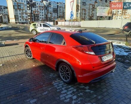 Красный Хонда Цивик, объемом двигателя 1.8 л и пробегом 180 тыс. км за 12500 $, фото 5 на Automoto.ua