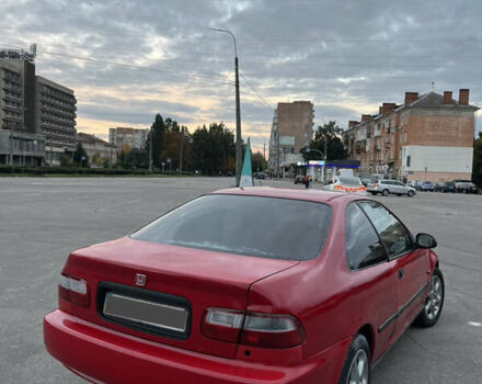Красный Хонда Цивик, объемом двигателя 1.5 л и пробегом 350 тыс. км за 3500 $, фото 3 на Automoto.ua