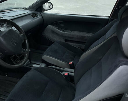 Красный Хонда Цивик, объемом двигателя 1.5 л и пробегом 350 тыс. км за 3500 $, фото 6 на Automoto.ua