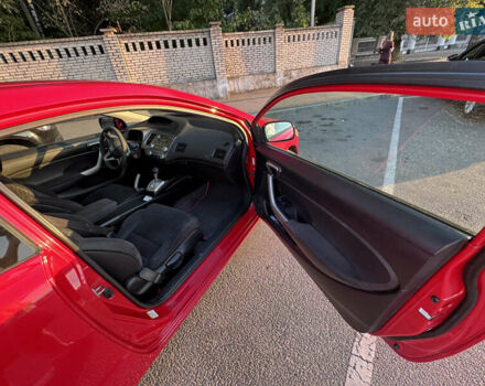 Красный Хонда Цивик, объемом двигателя 1.8 л и пробегом 186 тыс. км за 5850 $, фото 6 на Automoto.ua