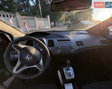 Красный Хонда Цивик, объемом двигателя 1.8 л и пробегом 186 тыс. км за 5850 $, фото 10 на Automoto.ua