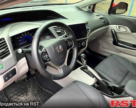 Красный Хонда Цивик, объемом двигателя 1.8 л и пробегом 156 тыс. км за 12100 $, фото 5 на Automoto.ua