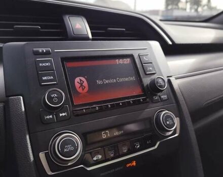 Червоний Хонда Сівік, об'ємом двигуна 2 л та пробігом 87 тис. км за 14900 $, фото 25 на Automoto.ua