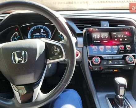 Хонда Цивик 2020 в Днепре (Днепропетровске) на Automoto.ua Красный Хонда Цивик, объемом двигателя 1.3 л и пробегом 130 тыс. км за 16500 $, фото 15 на Automoto.ua
