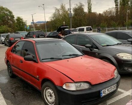 Красный Хонда Цивик, объемом двигателя 1.5 л и пробегом 350 тыс. км за 1000 $, фото 1 на Automoto.ua