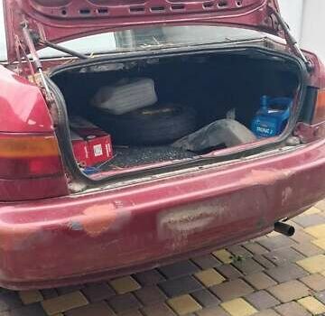 Красный Хонда Цивик, объемом двигателя 1.44 л и пробегом 467 тыс. км за 1800 $, фото 3 на Automoto.ua