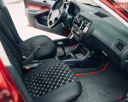 Червоний Хонда Сівік, об'ємом двигуна 1.4 л та пробігом 222 тис. км за 2800 $, фото 8 на Automoto.ua