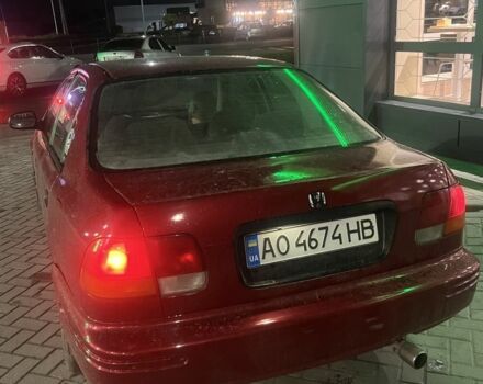 Красный Хонда Цивик, объемом двигателя 1.4 л и пробегом 326 тыс. км за 3300 $, фото 4 на Automoto.ua
