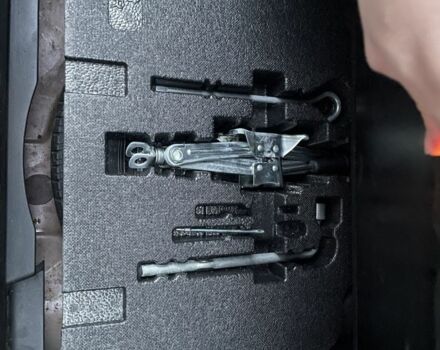 Красный Хонда Цивик, объемом двигателя 1.8 л и пробегом 185 тыс. км за 7100 $, фото 4 на Automoto.ua