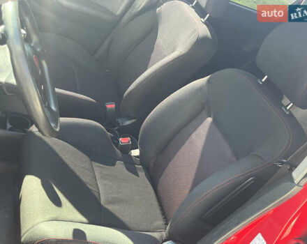 Красный Хонда Цивик, объемом двигателя 1.59 л и пробегом 300 тыс. км за 2990 $, фото 9 на Automoto.ua