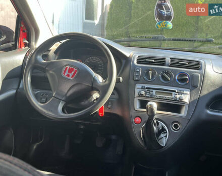 Красный Хонда Цивик, объемом двигателя 1.59 л и пробегом 300 тыс. км за 2990 $, фото 4 на Automoto.ua