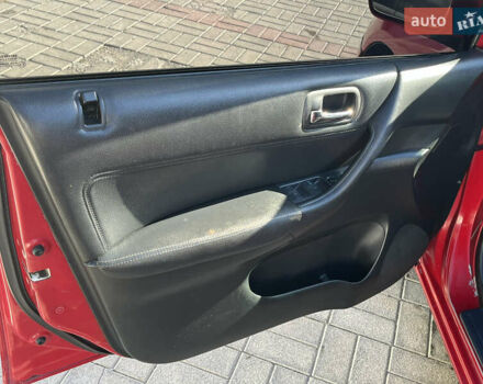 Красный Хонда Цивик, объемом двигателя 1.59 л и пробегом 300 тыс. км за 2990 $, фото 10 на Automoto.ua