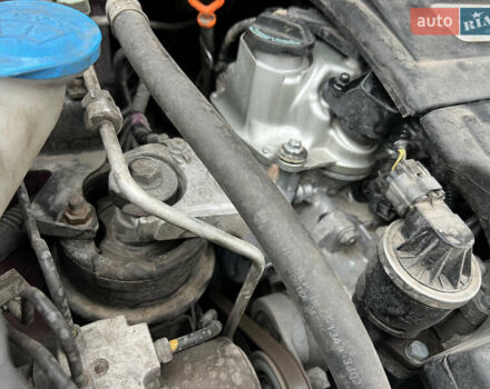 Красный Хонда Цивик, объемом двигателя 1.3 л и пробегом 321 тыс. км за 5650 $, фото 39 на Automoto.ua