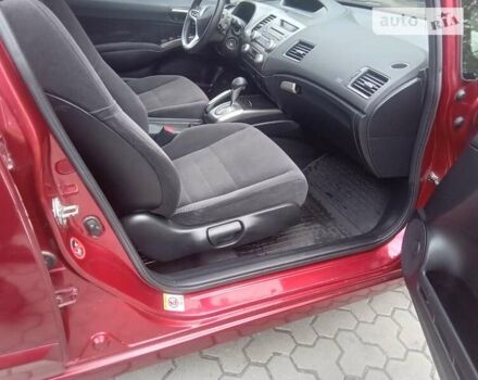 Красный Хонда Цивик, объемом двигателя 1.8 л и пробегом 230 тыс. км за 6950 $, фото 14 на Automoto.ua