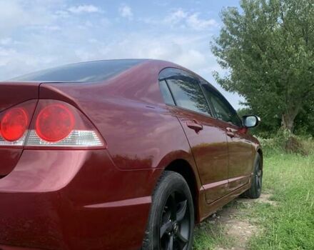 Красный Хонда Цивик, объемом двигателя 1.8 л и пробегом 315 тыс. км за 5900 $, фото 3 на Automoto.ua